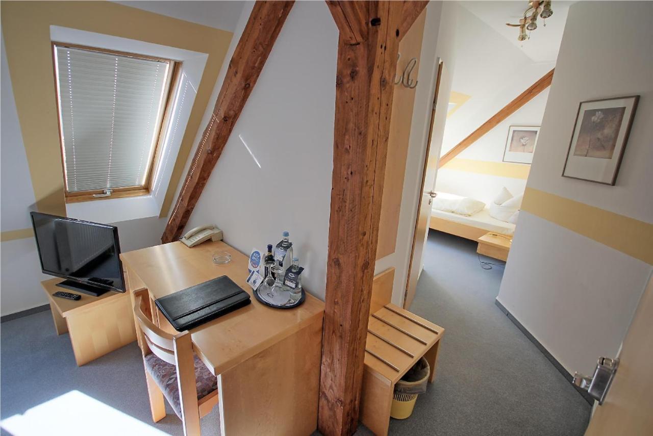 Hotel Lechstedter Obstweinschaenke à Bad Salzdetfurth Extérieur photo